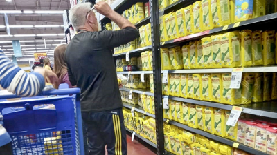Los precios de alimentos y bebidas superaron el 10% de inflación mensual, según el Indec