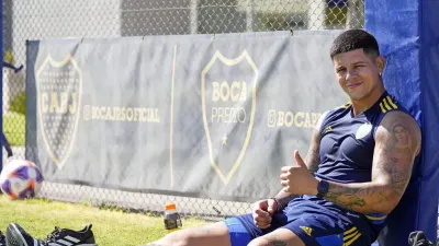 Marcos Rojo se volvió a lesionar en Boca