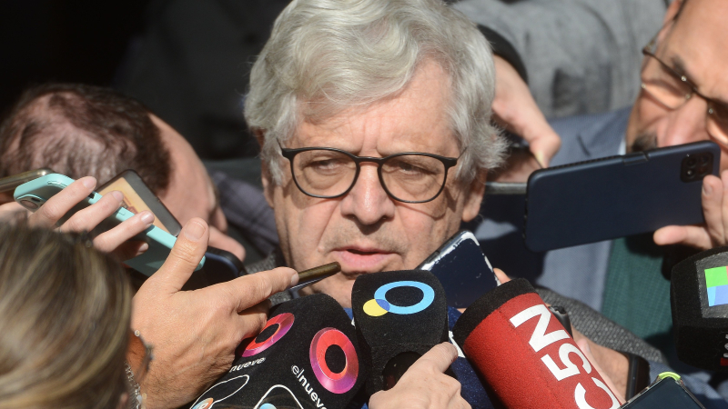 Hoy viaja la comitiva de Economía a EEUU para intentar cerrar acuerdo con FMI