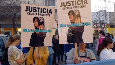 La familia de Cecilia se movilizó en repudio al pedido de libertad a Sena