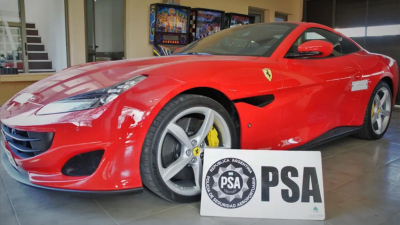 Córdoba: la PSA incautó una Ferrari, lingotes de oro y dinero