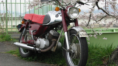 Kawasaki celebra sus 70 años de motos