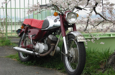 Kawasaki celebra sus 70 años de motos