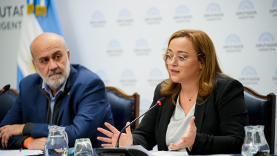 Moreau se comprometió a la creación de nuevas universidades públicas y de calidad en el país