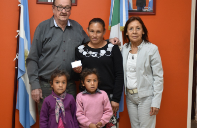 Ladislao Perduk entregó DNI en Tres Isletas