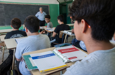 El abandono escolar disminuyó 5,5 % en la secundaria del Chaco