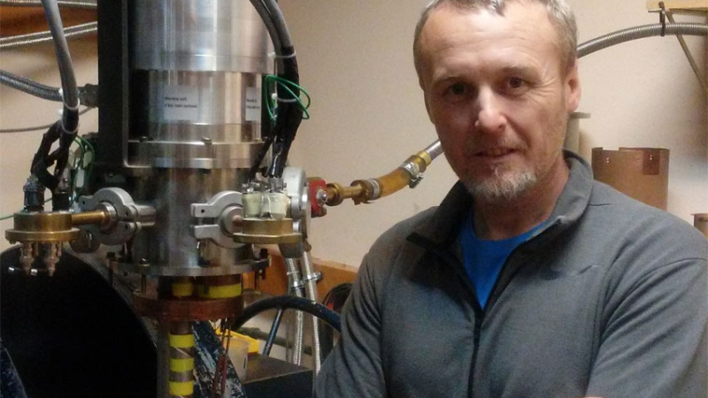 Un argentino fue seleccionado para desarrollar nanotecnología en Corea del Sur