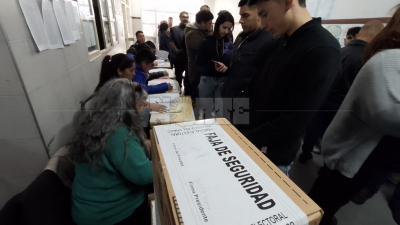 Hoy se concreta en el Chaco la elección número once para gobernador