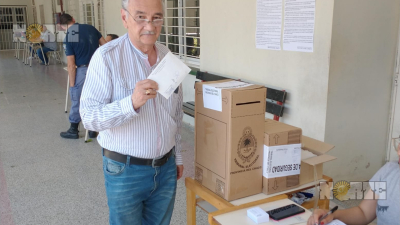 Bacileff Ivanoff votó en Juan José Castelli y destacó baja concurrencia en las escuelas