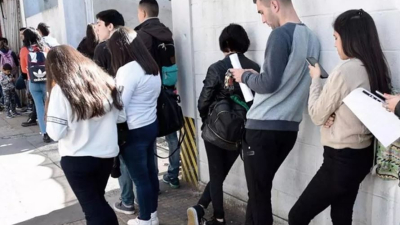 Cayó la tasa de empleo y creció la desocupación en el Gran Resistencia