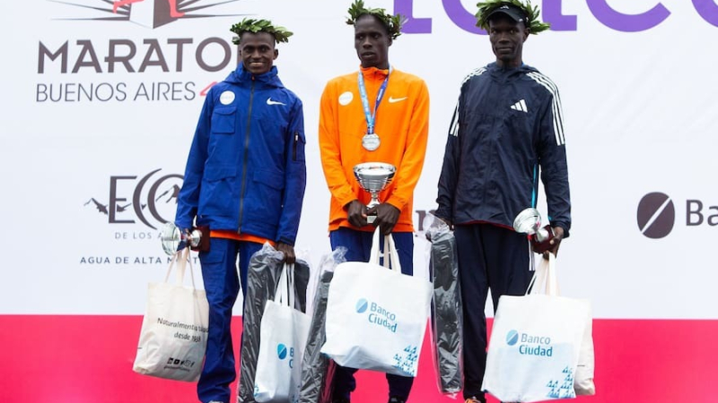 David Rodríguez fue el mejor argentino en la Maratón de Buenos Aires y el podio tuvo tres keniatas
