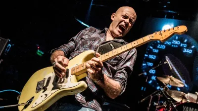 JAF celebra sus 50 años en la música con un show en Resistencia