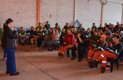 Cuesta visitó el área municipal de Limpieza y destacó la tarea que encara