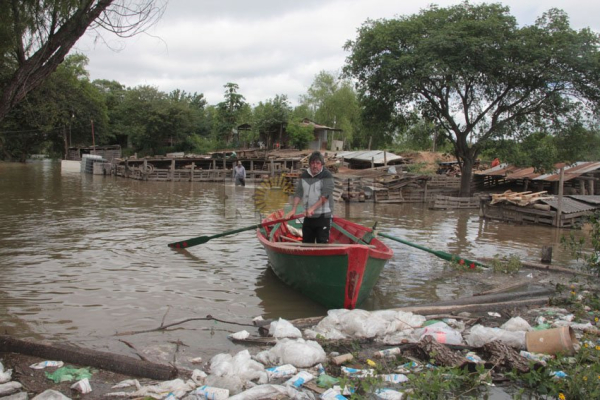Crecida del río Paraná: así golpea a familias arrebatando sus hogares y fuentes de trabajo