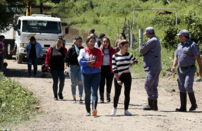 Cerca de 120 familias se encuentran aisladas por la creciente del Paraná