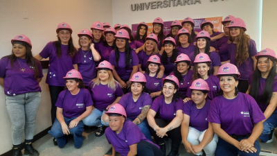 Treinta mujeres egresaron de la escuela de oficios de la UNNE