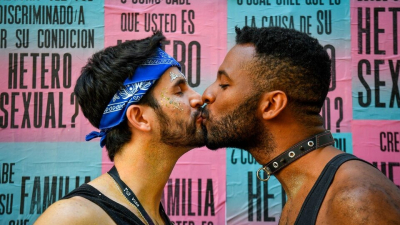El Papa Francisco aprobó el bautismo para hijos de parejas homosexuales y personas transgénero