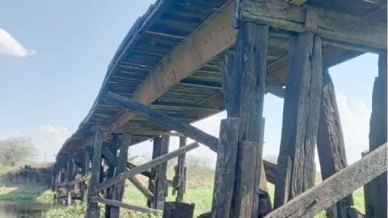 La creciente del Paraná se llevó dos puentes en el norte santafesino