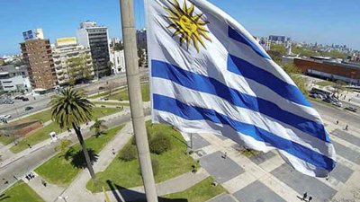 Uruguay: un secretario oficialista y cuatro opositores se postularon para la Presidencia