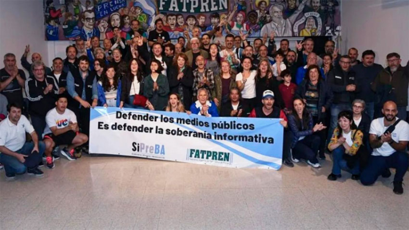Masivo rechazo a la privatización de los medios públicos