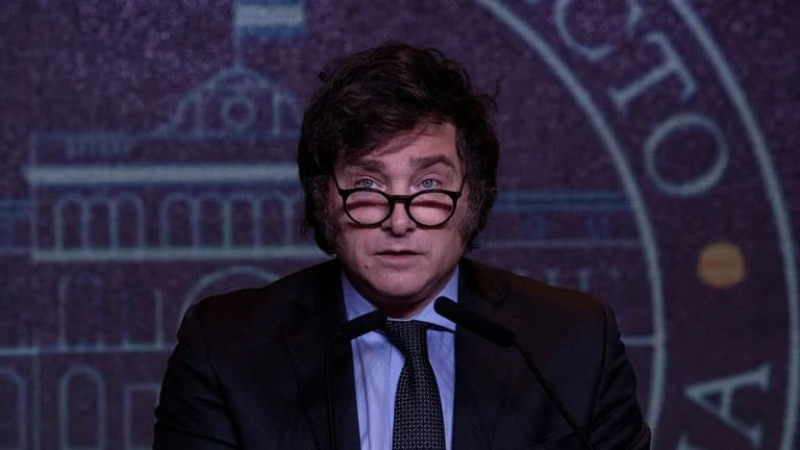 Milei enviará la "ley ómnibus" tras la asunción: los detalles que siguen en reserva y los límites políticos