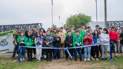 Pavimento, playón deportivo, parque acuático y más obras inauguradas en Avia Terai