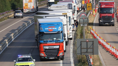 Inesperada huelga colapsa el Eurotunnel