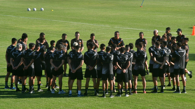 Con fixture confirmado, For Ever comenzó la pretemporada