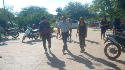 Schneider: "La prioridad es fortalecer la primera línea de atención en Salud"