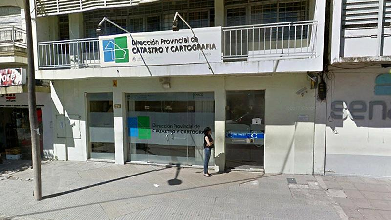 En su primer día de trabajo, agredieron a la interventora de Catastro