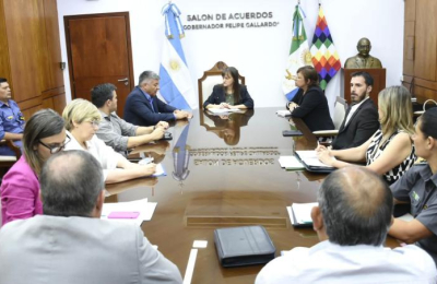 Mesa de trabajo para optimizar el funcionamiento de la Aldea Tres Horquetas