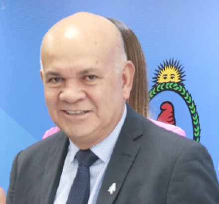 PAGINA 13 - ALDO LEIVA.jpg