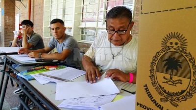 Fontana sale a escena con la primera elección del nuevo ciclo político en el país