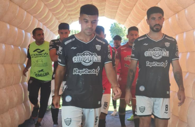 For Ever vuelve a salir a la cancha: completa el partido ante Nueva Chicago