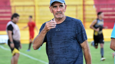 Raúl Valdez: "Me gusta el trabajo en equipo que tiene Sarmiento"