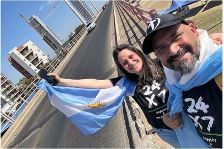 voluntarios puente 3.JPG