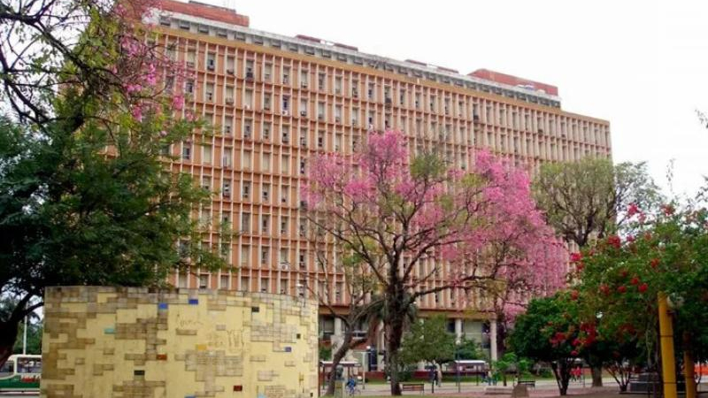 Con una ingeniería financiera se pagó el aumento pretendido por la UTA