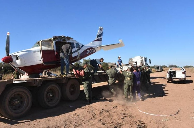 avion tres.jpg