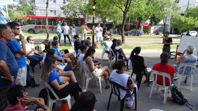 Movilización universitaria en defensa de la educación pública
