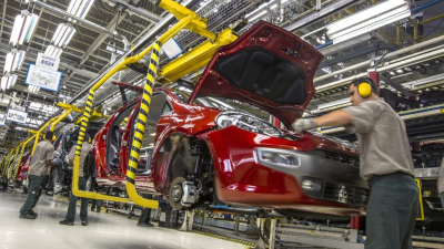 El Gobierno anunció rebajas de más del 50% para los aranceles e impuestos al sector automotriz