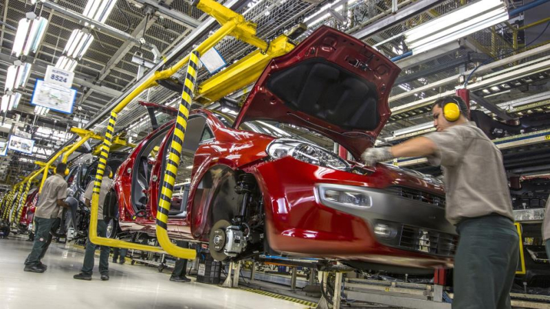 El Gobierno anunció rebajas de más del 50% para los aranceles e impuestos al sector automotriz