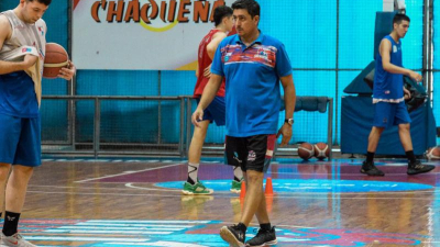 Villa apuesta a la localía para sellar su pase a "semis"