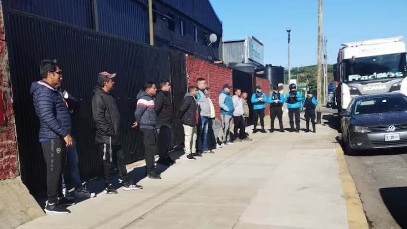 Detuvieron a una patota del gremio de Camioneros, acusada de extorsión