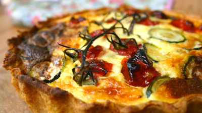 Tartaletas de espinacas, tomates y queso: sabor y nutrición en un solo plato