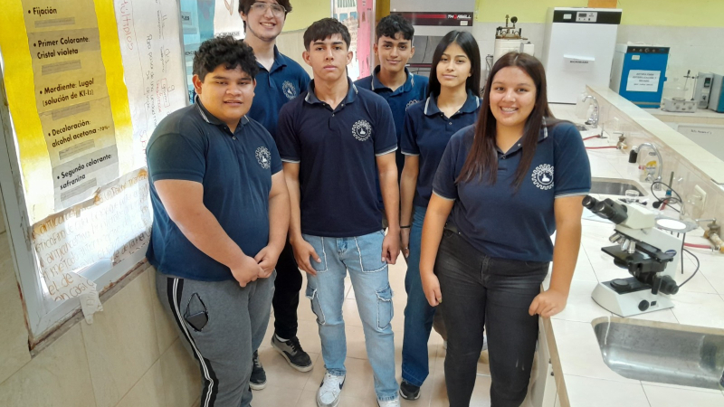 Alumnos de escuela técnica de Castelli participan en importantes proyectos de investigación universitarios