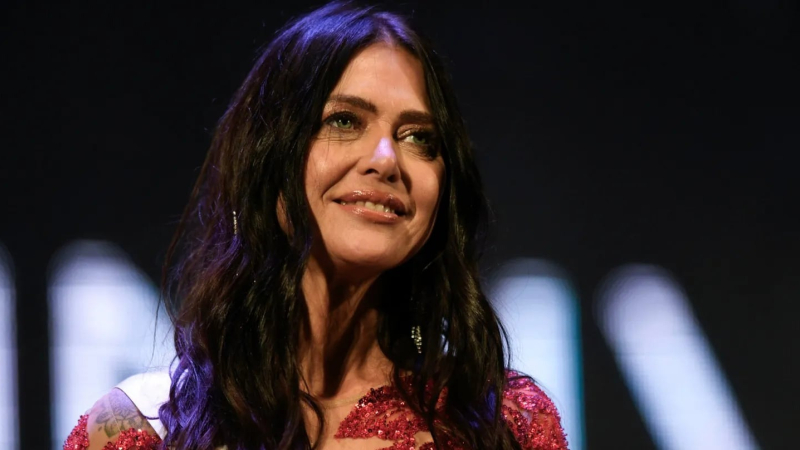 Alejandra Rodríguez, la modelo de 60 años, se quedó con el título de "mejor rostro" en Miss Universo Argentina