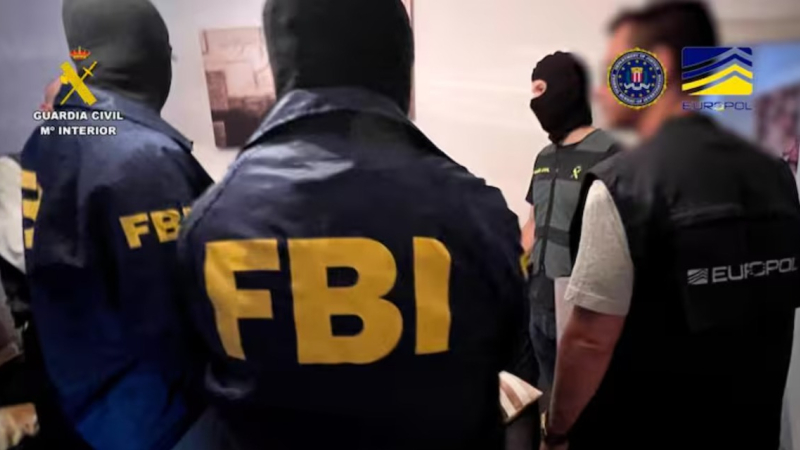 Desarticularon una banda vinculada a ISIS en España que llamaba a atacar al Real Madrid
