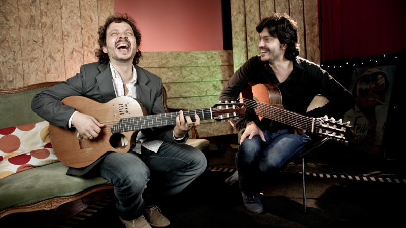 Llegan a la región los guitarristas Snajer y Arriazu