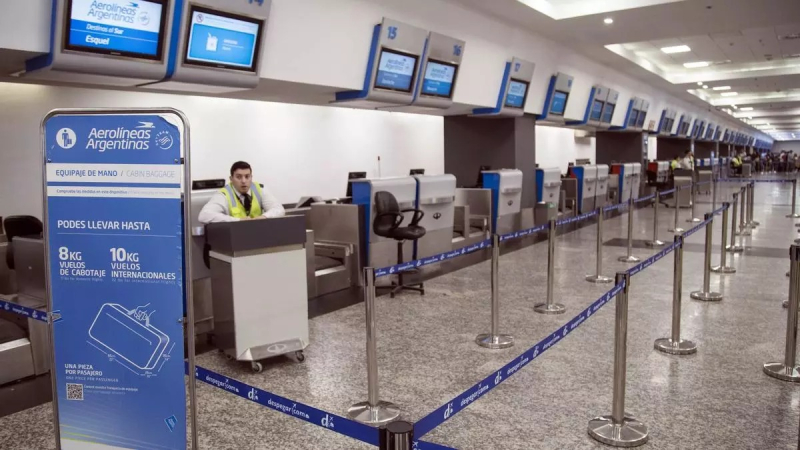 Habrá "acciones directas" desde el viernes lo que podría resultar en la cancelación de vuelos