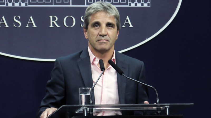 Luis Caputo se reunirá con la jefa del FMI y la secretaria del Tesoro de Estados Unidos para intentar conseguir nuevos fondos